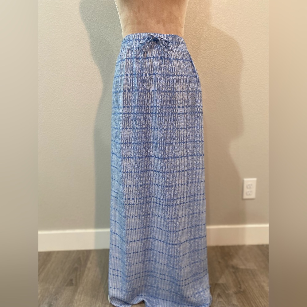 Attention Maxi skirt